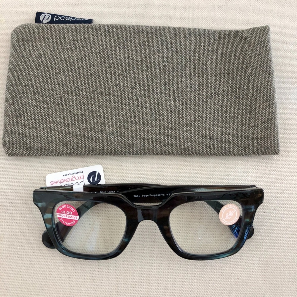 New Teal Peepers Progressive blue light filter readers  +2.00 & case